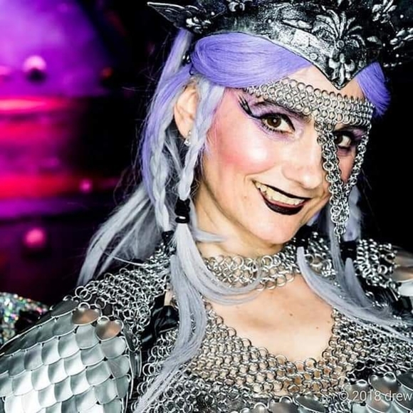 Meet your Posher, Carla - Picture 5 of 8